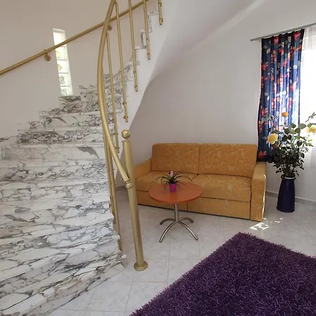 Mjm Διαμέρισμα *